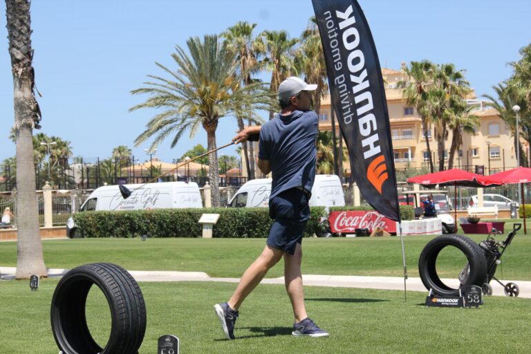 Ligeras rachas de aire marcan la séptima prueba del Circuito de Golf Grupo Soledad